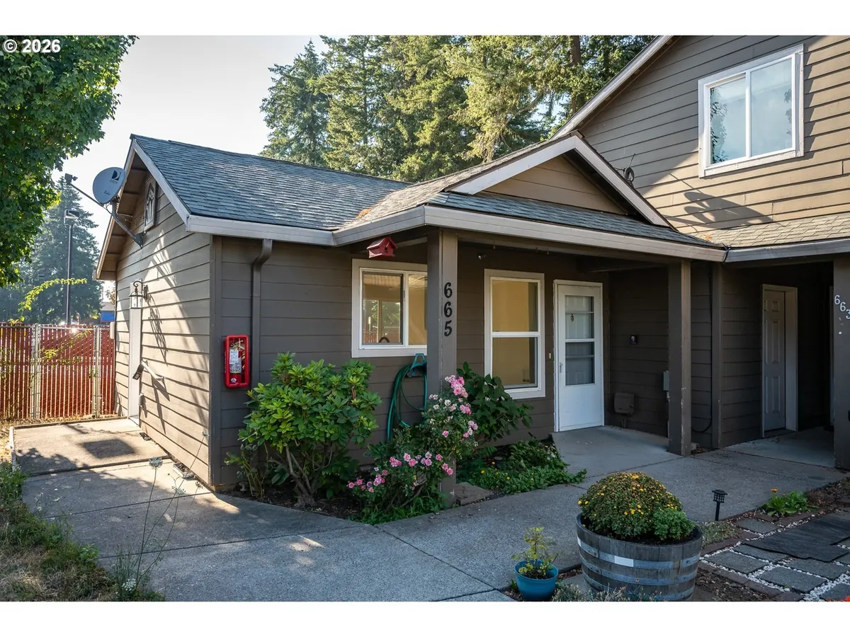 665 SE 197th Ave project view 1